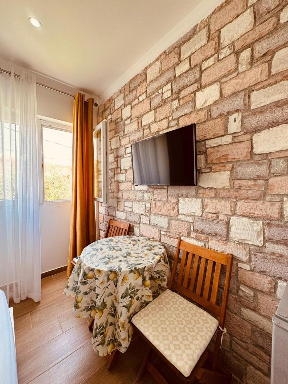 Orfeu Appartamento Ksamil